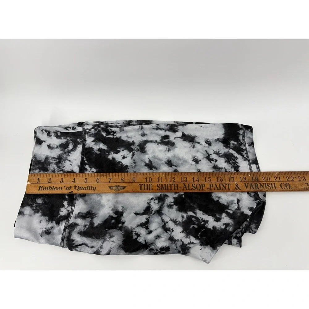 Vogo Athletica‎ Tie-Dye High-Waist Shorts, Black/White, Women's Size 2X